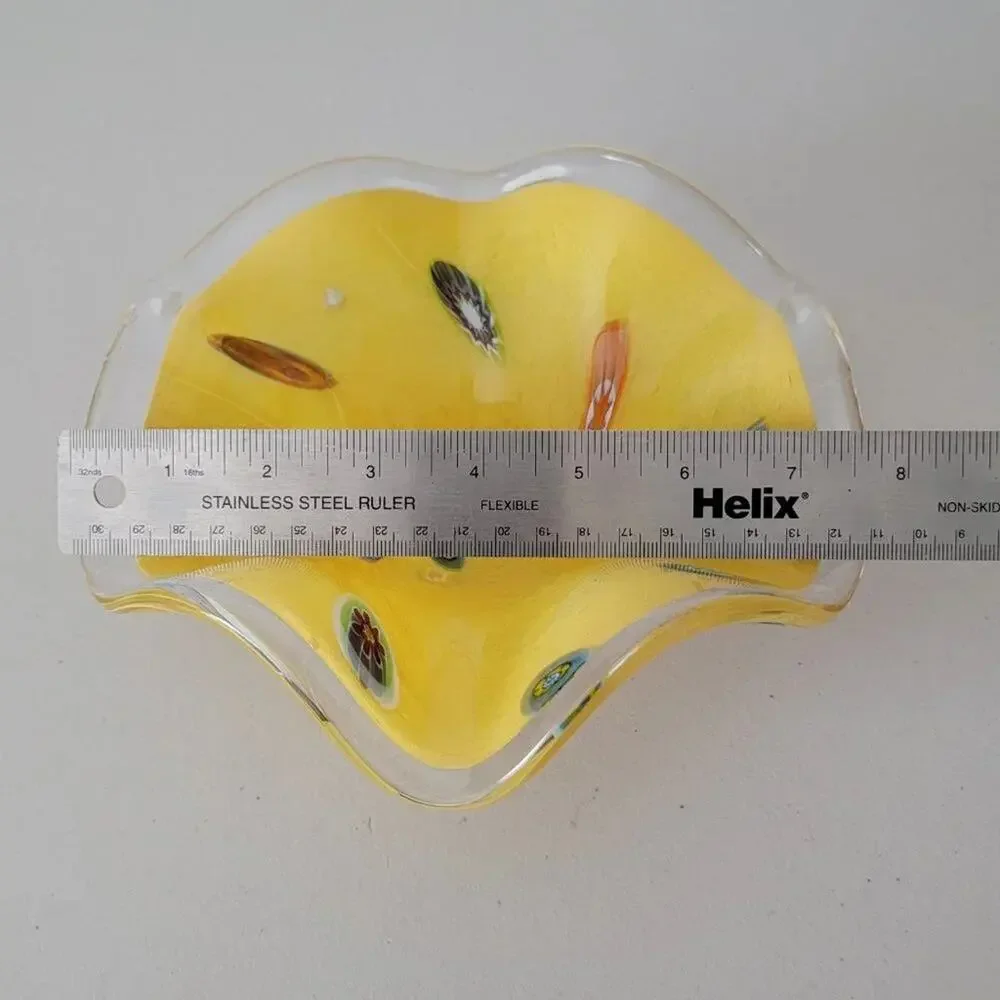 Vintage Style Yellow Art Glass Bowl Ruffled Edge Organic Centerpiece Decor - Picture 8 of 11